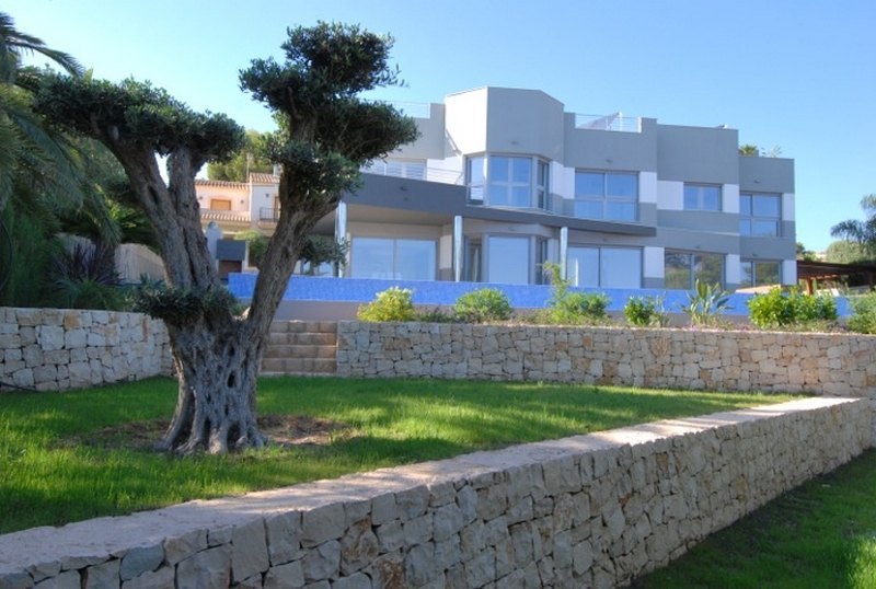 Modern villa in Calpe with access to the beach