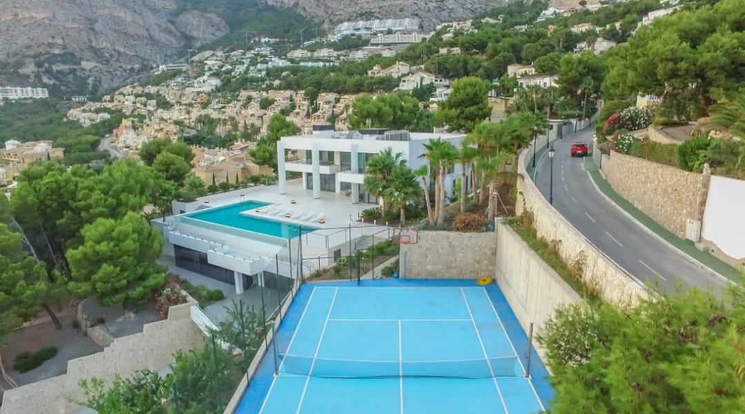 Super luxury villa with panoramic sea views